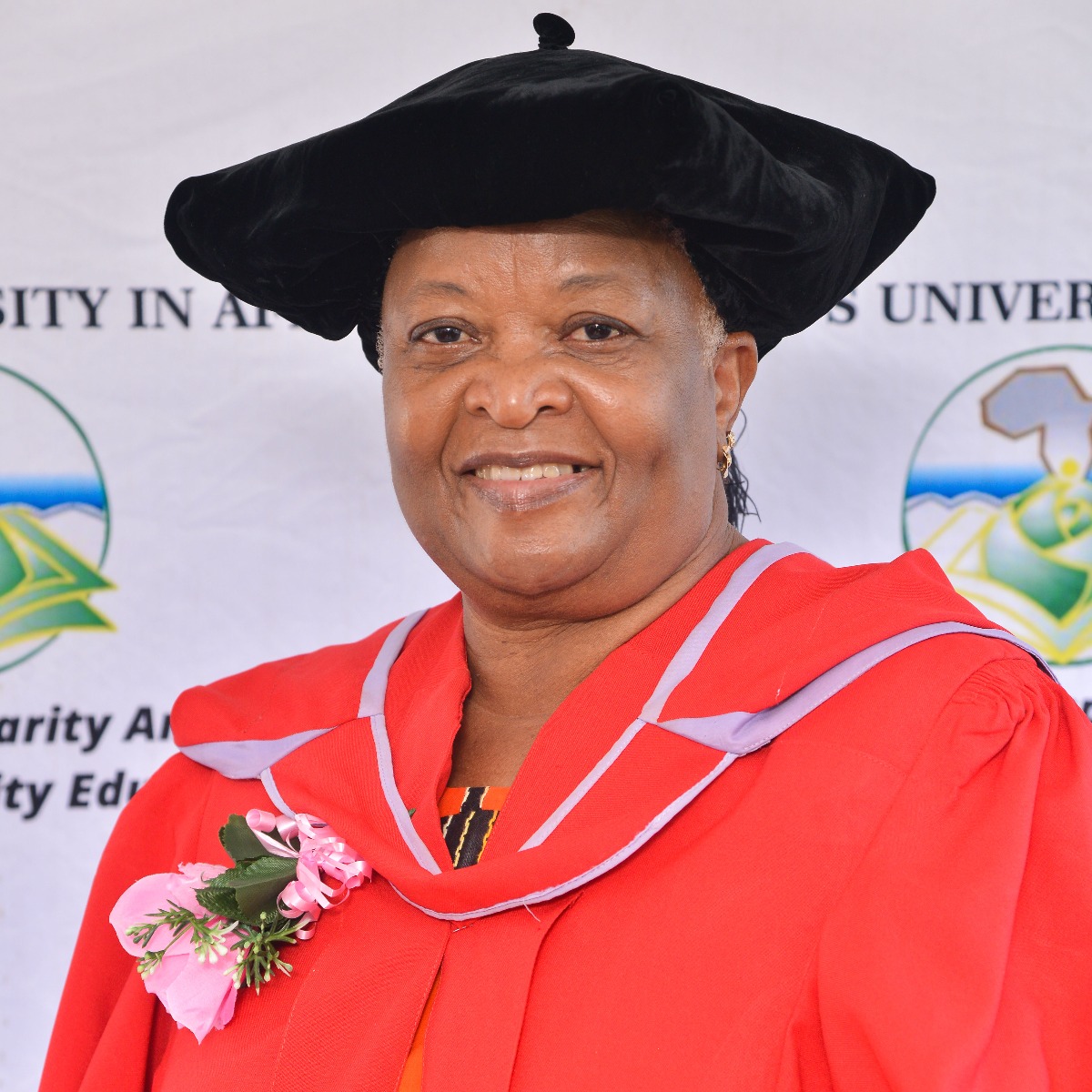 Dr Unesu Ushewokunze-Obatolu