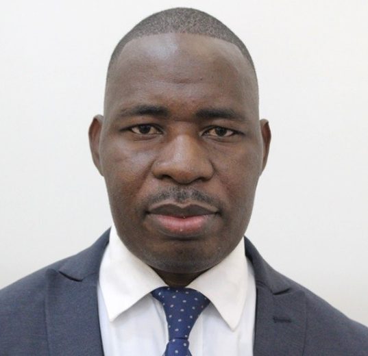 Dr A. Maipisi